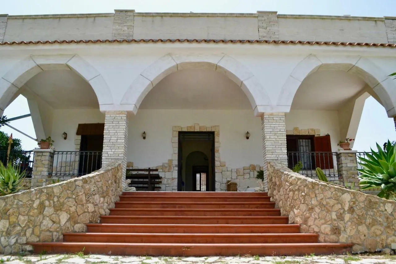 Villa Rosa - Ai Piedi Dell'Etna Brucoli