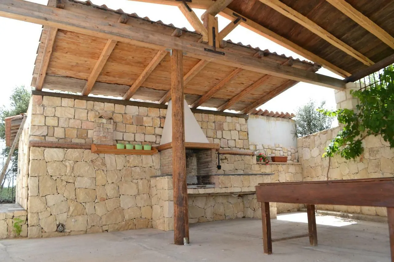 Feriehus Villa Rosa - Ai Piedi Dell'Etna Brucoli