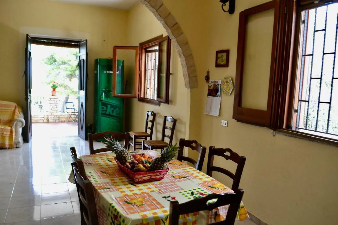 Feriehus Villa Rosa - Ai Piedi Dell'Etna Brucoli